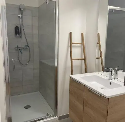 Апартаменты Le Bastide L 2 L Rez-de-chaussee L Terrasse L Clim